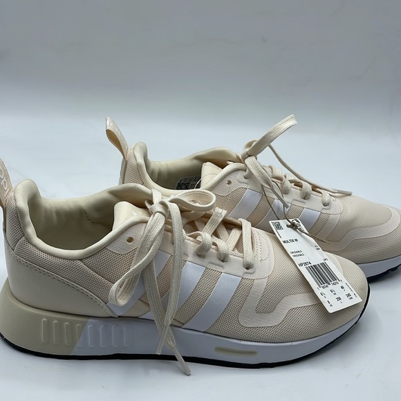 Adidas women’s size 8 MULTIX shoes - Picture 2 of 7